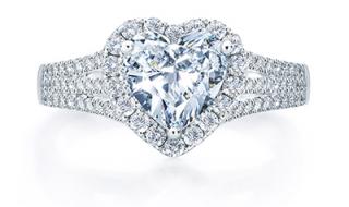 DR戒指需要女生的身份证吗 DR一生一世定制戒指